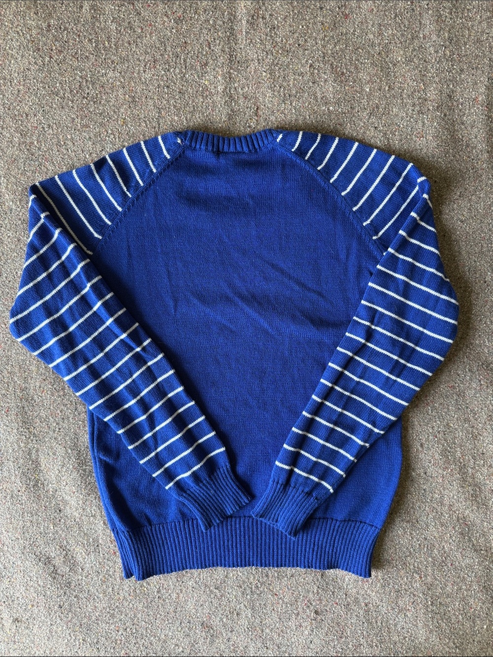 Blue 'Happy Hanukkah' Women’s Sweater (Size Small) - Picture 4 of 8